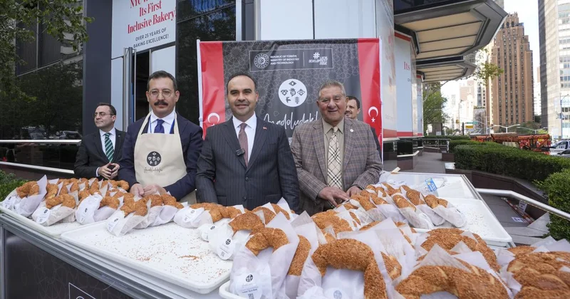 Bakan Kacır, Türkiye nin özgün değerlerinin tanınması için çalıştıklarını söyledi