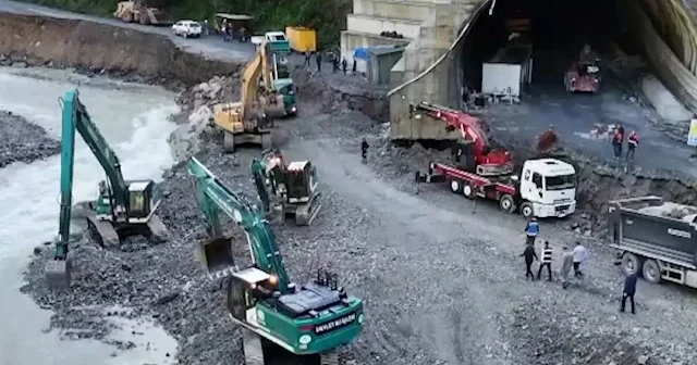 Çamlıhemşin Ayder Yaylası yolunda çalışmalar sürüyor VİDEO İZLE
