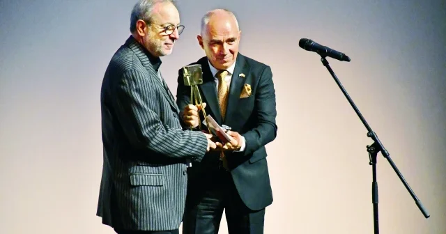 Kaplanoğlu ödülünü Gazzelilere ithaf etti Kültür Sanat Haberleri