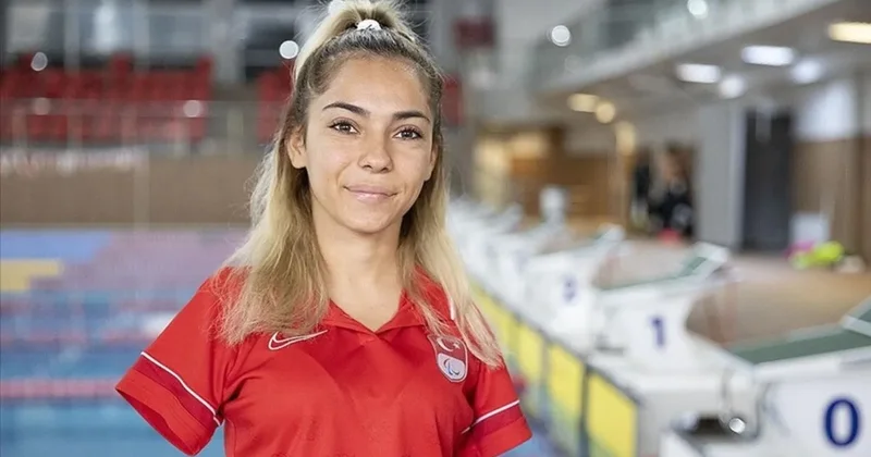 Sevilay Öztürk, Dünya Para Yüzme Şampiyonası’nda gümüş madalya kazandı!
