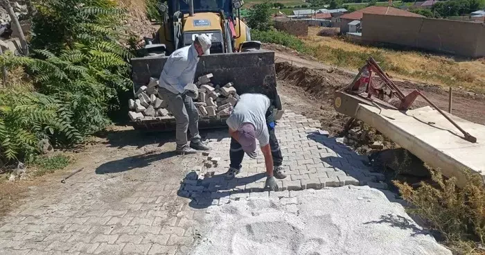 Bünyan’da altyapı ve yol çalışmaları hız kesmeden devam ediyor