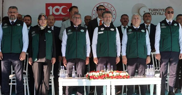 Tarım ve Orman Bakanı Yumaklı Sivas ta temel atma töreninde konuştu: Sivas Haberleri
