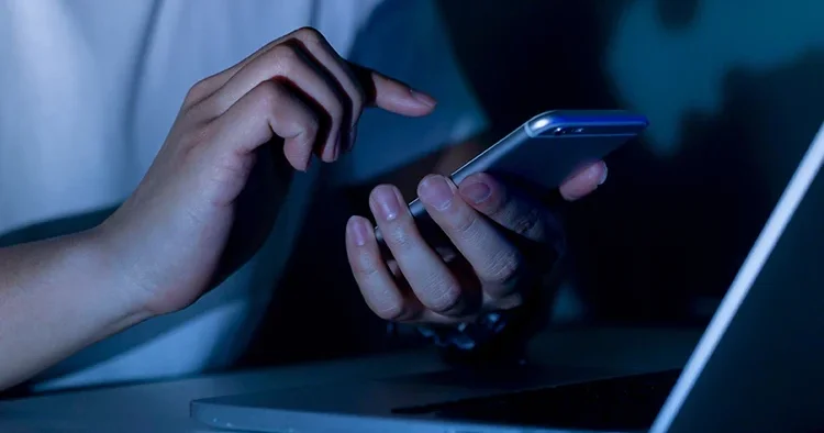 Arkadaştan akılalmaz büyük kötülük! Numarasını bu notla paylaştı, telefonu susmadı... Yargıtay suç kabul etti, hapis cezası verdi
