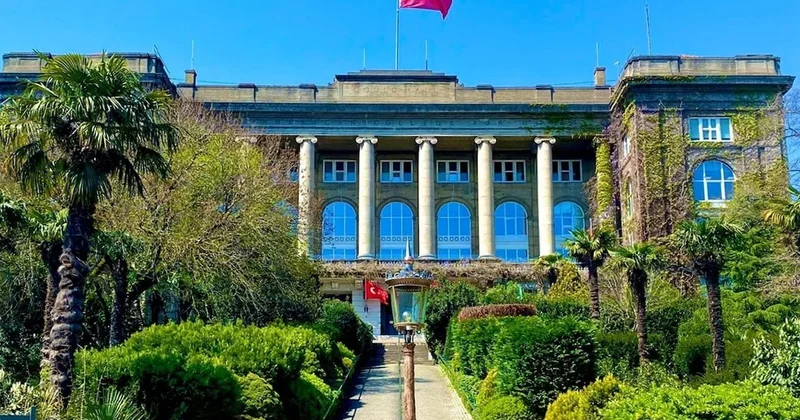 Beyaz yakalı özel okuldan koptu Sözcü Gazetesi