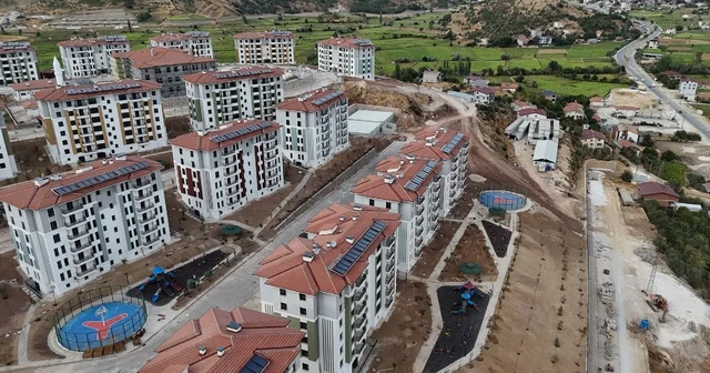 Adıyaman ın Çelikhan ilçesinde deprem konutlarında sona gelindi Adıyaman Haberleri