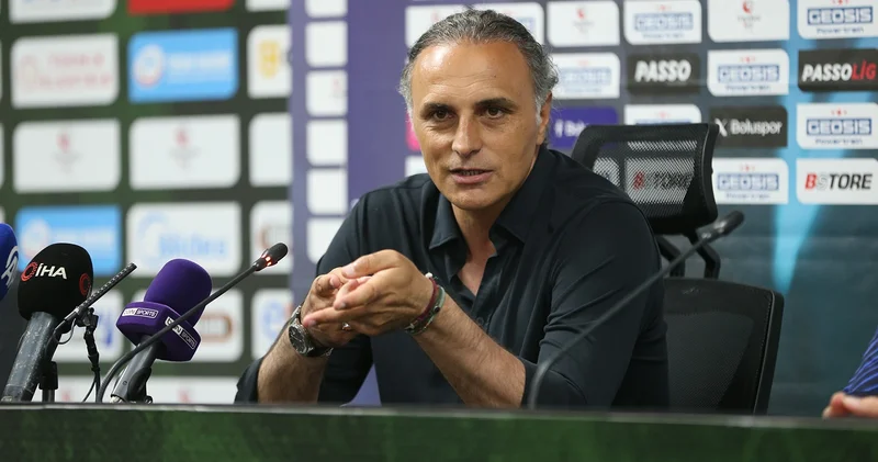 Bandırmaspor Teknik Direktörü Mustafa Gürsel: Daha önce kapısından döndüğümüz o Süper Lig e ulaşmak istiyoruz