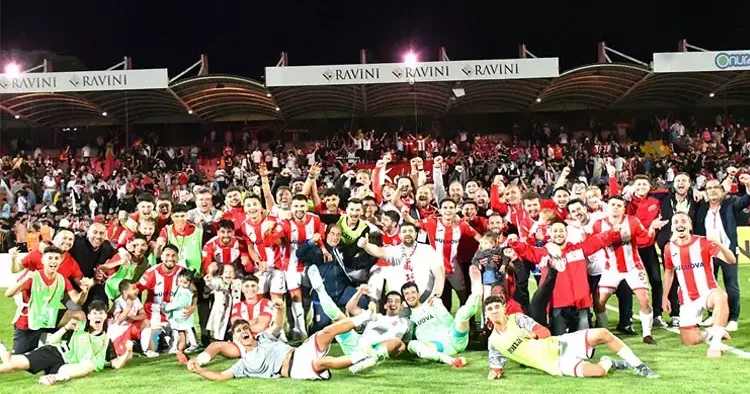 Balıkesirspor şampiyonluk için sahada!