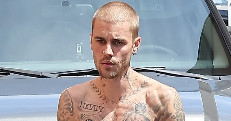 Justin Bieber Los Angeles sokaklarında üstsüz yürüdü magazin haberleri