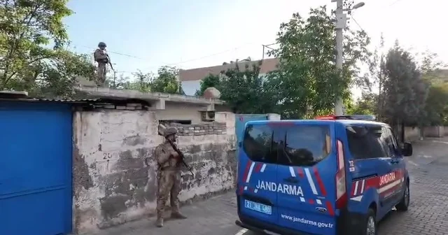 İş yerlerini kurşunlayıp kundaklayan Daltonlar üyesi 3 şüpheli yakalandı Diyarbakır Haberleri