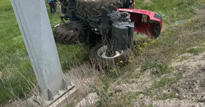 Bolu’da traktör takla attı: 1 yaralı
