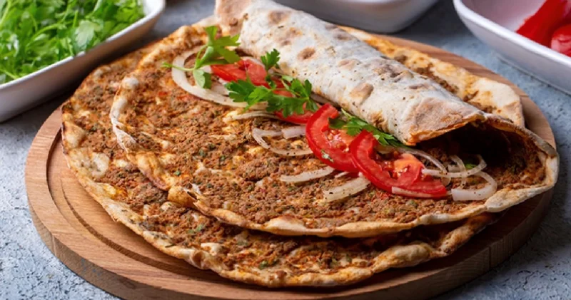 Bodrum Belediye Başkanı’ndan lahmacun resti: Siz o lüksü satın alıyorsunuz!