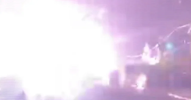 Bolu da gök gürültülü fırtına: Yıldırım bomba gibi düştü VİDEO İZLE