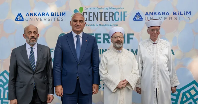 Türkiye nin ilk İslamofobi ile mücadele merkezi açıldı