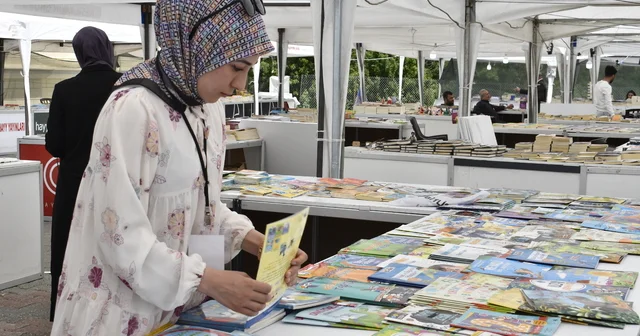 Bitlis te Kitap Fuarı sürüyor Bitlis Haberleri