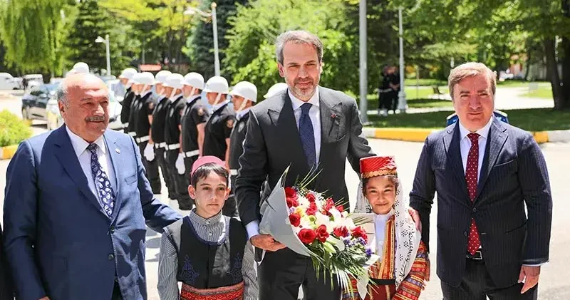 Bakan Bayraktar: 3 yılda elektrik ve doğal gazda 1 trilyon lira destek verdik