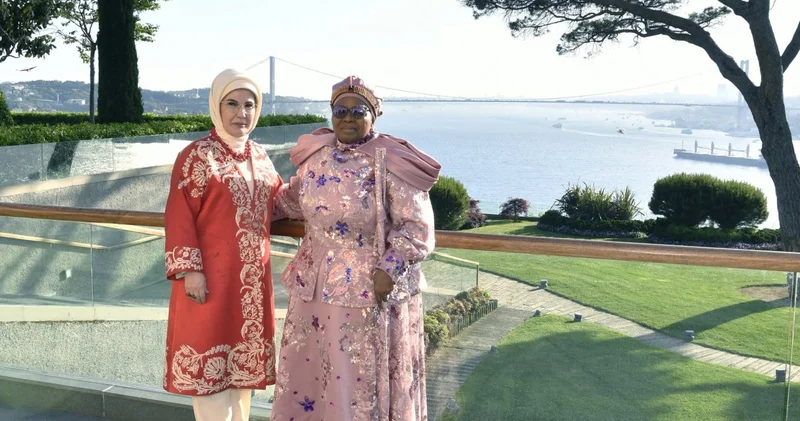 Emine Erdoğan, Esvatini Ana Kraliçesi ile görüştü