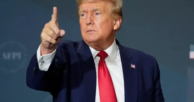Trump: Avrupa Birliği nden gelen ürünlere 1 Haziran itibarıyla yüzde 50 oranında doğrudan bir gümrük vergisi uygulanmasını öneriyorum