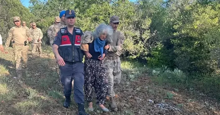 Balıkesir de kaybolan özel gereksinimli kadın ormanlık alanda bulundu