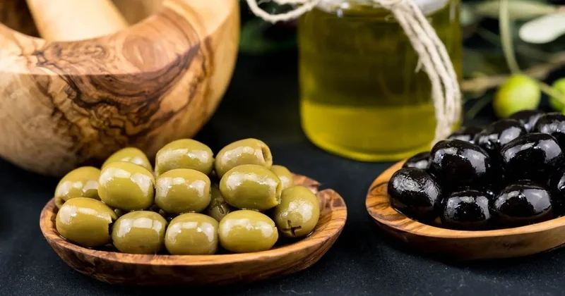 Zeytinin acısını çıkarmak içi püf nokta: Bu yöntemle acılığından eser kalmayacak