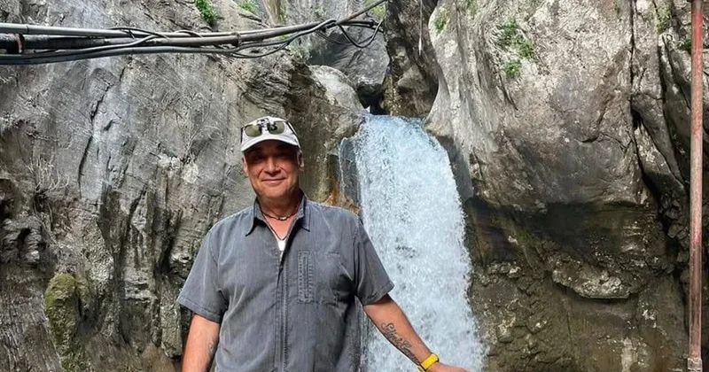 Eski Yeşilçam oyuncusu sosyal medyadan tanıştığı kadın tarafından bıçaklandı!