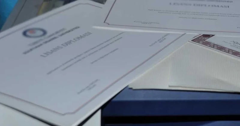 Kamu kurumlarının sistemlerine sızarak gerçek diploma hazırlamışlar!