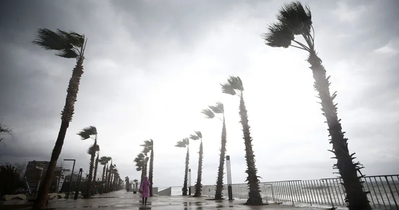 Meteoroloji den Kaş Kumluca için fırtına uyarısı