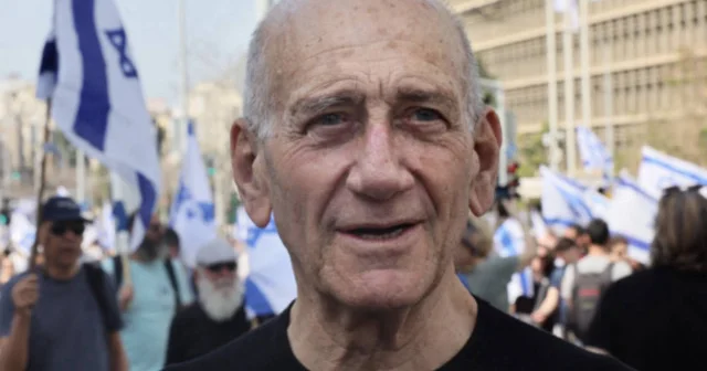 Eski İsrail Başbakanı ndan açıklama: Netanyahu, İran a saldırılarla dikkati Gazze den başka yöne çekmeyi başardı Ortadoğu Haberleri