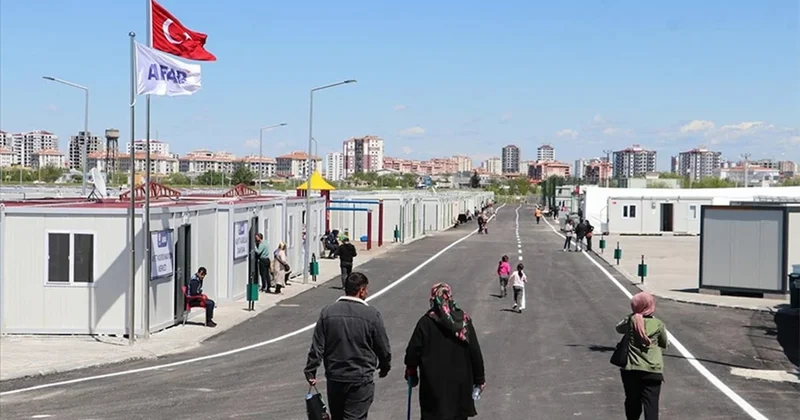 Depremzedelere zaten kiracıydınız dediler konteyner kenti boşaltmalarını istediler Sözcü Gazetesi