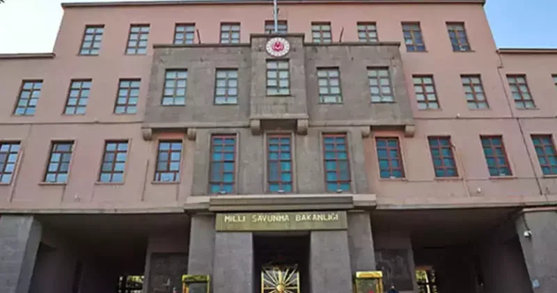 MSB den İran ın Katar ve Irak ta bulunan ABD üslerine yönelik saldırı açıklaması