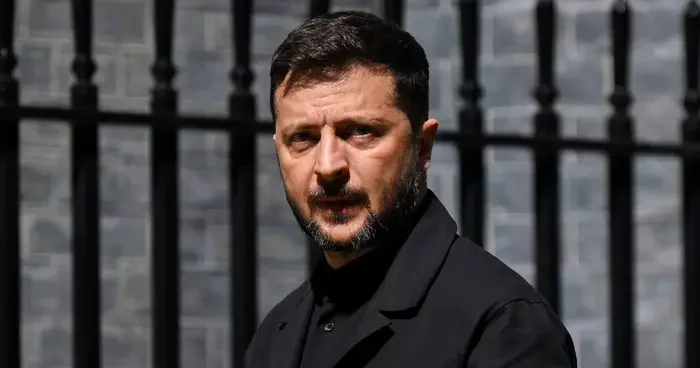 Ukrayna duyurdu! Zelenskiy e yönelik 2 suikast girişimi önlendi: Rusya Federal Güvenlik Servisi (FSB) için çalışıyorlardı