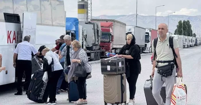 Gürbulak Sınır Kapısı’nda hava sahası etkisi: Karayolu tercih ediliyor