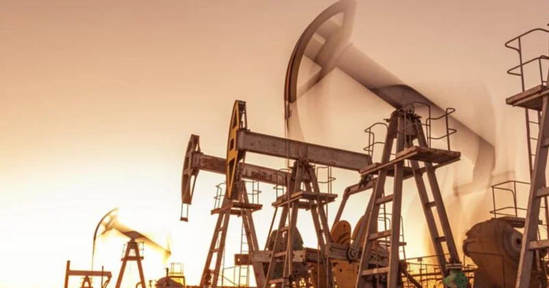 İran ın ABD ye misillemesinin ardından petrol fiyatlarında düşüş: Son üç yılın en kötü günlerinden biri!