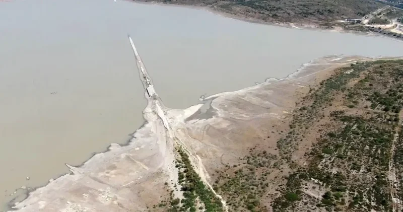 Çeşme de her gece sular kesilecek
