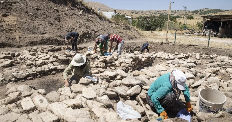 Tunceli deki Tozkoparan Höyüğü nde arkeolojik kazılara yeniden başlandı