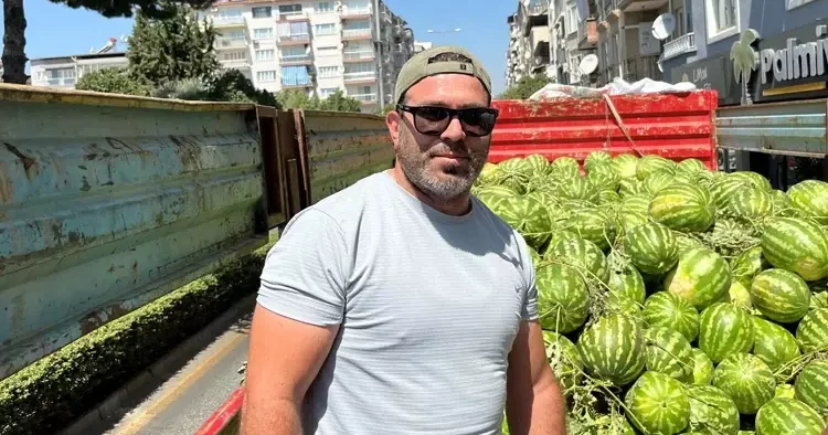Babasının ölüm yıldönümünde dağıttı! Hem çiftçi hem de vatandaş mutlu oldu