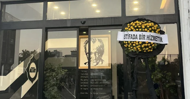 Altay da taraftarlar isyan etti: 100 yıllık kulübü rezil ettiniz Futbol Haberleri
