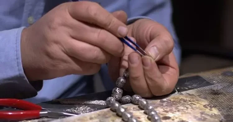 Üniversitede Tespih Tasarımı ve İmalatı Programı açıldı