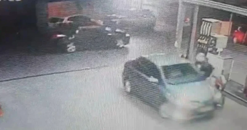 İstanbul un göbeğinde dehşete düşüren cinayet: Silahla ateş etti, araçla ezdi Sözcü Gazetesi