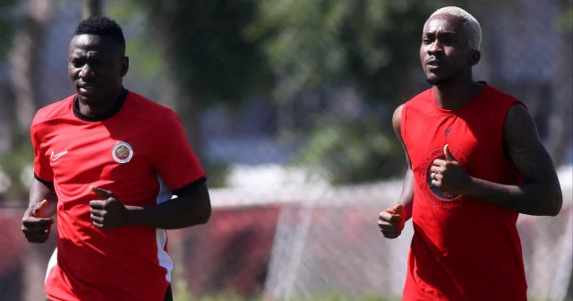 Gençlerbirliği nde yeni transfer Onyekuru ilk antrenmanına çıktı Futbol Haberleri