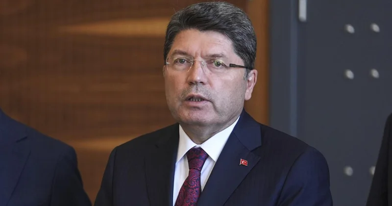 Bakan Tunç: Terör örgütü üyesi 700 kişinin tahliye edileceği iddiaları doğru değil