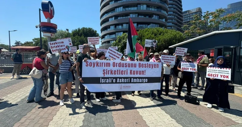 CHP li Emir: Gazze deki çocukları katledenlerin tedarikçileri stant açtı; şirketi protesto eden gençler gözaltına alındı