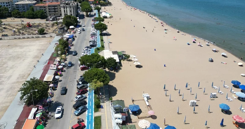 Bartın da su soğuk olunca plaj boş kaldı