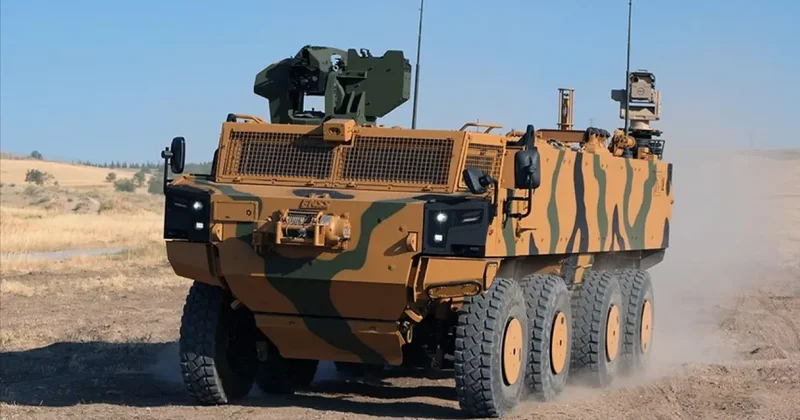 IDEF teki tarihi geçit töreninin öncüsü PARS İZCİ, güvenlik güçleri için bir ilk