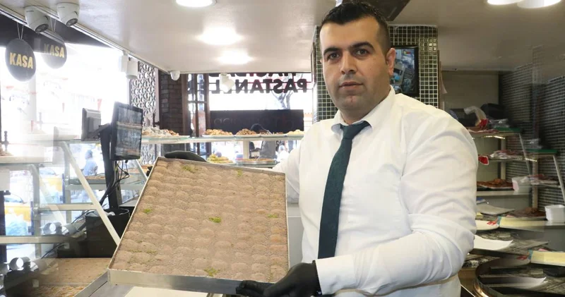 Termometreler 49 u gösterdi: Soğuk baklava satışları patladı!