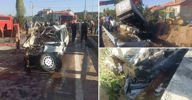 Otomobille çarpışan tır alev aldı: Üç ölü Konya Haberleri