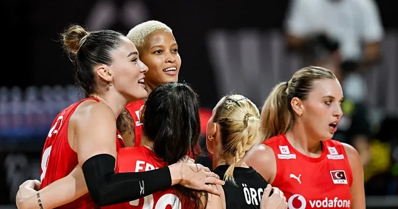Dünya Voleybol Şampiyonası: Filenin Sultanları, İspanya yı mağlup etti!