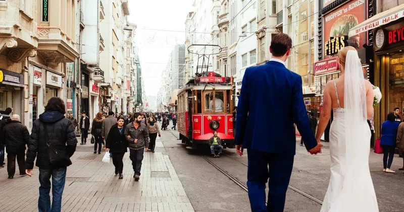 İstanbul da evlenebilene aşk olsun! Gereken para şoke etti