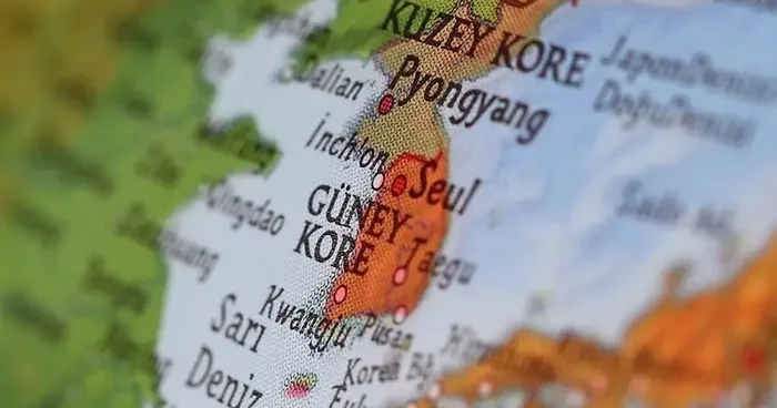 Kuzey Kore Güney Kore hattında yeni gerilim! Barikat kuran askerlere, ordu ateş açtı... Tansiyon yükseldi