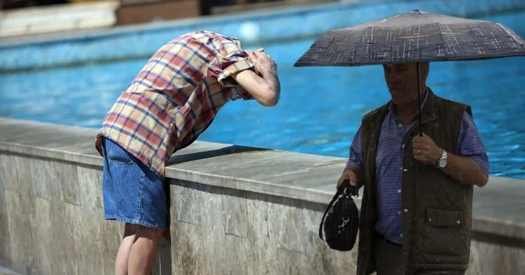 Meteoroloji tarih vererek duyurdu: Normale dönüyor! 12 ile kuvvetli gök gürültülü yağış geliyor! İşte 6 günlük tahmin raporu...