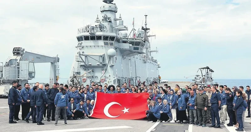 Başarılı 350 genç ‘Zafer Yolculuğu’nda